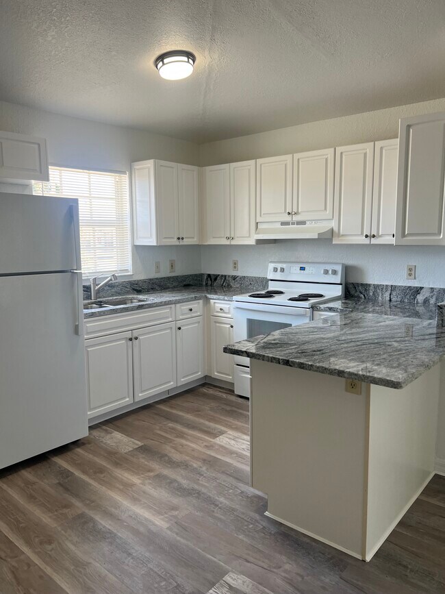 Foto del edificio - Mariner Village Apartments