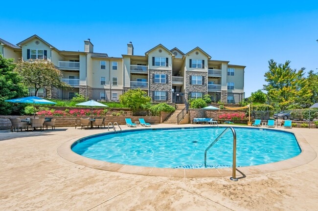 Building Photo - The Legends on the Park Apartments