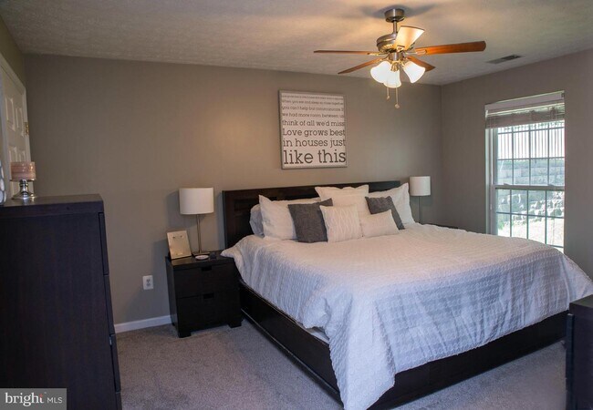 Building Photo - 5033 Marchwood Ct