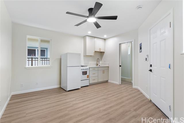 Foto del edificio - 1861 Kapiolani Blvd