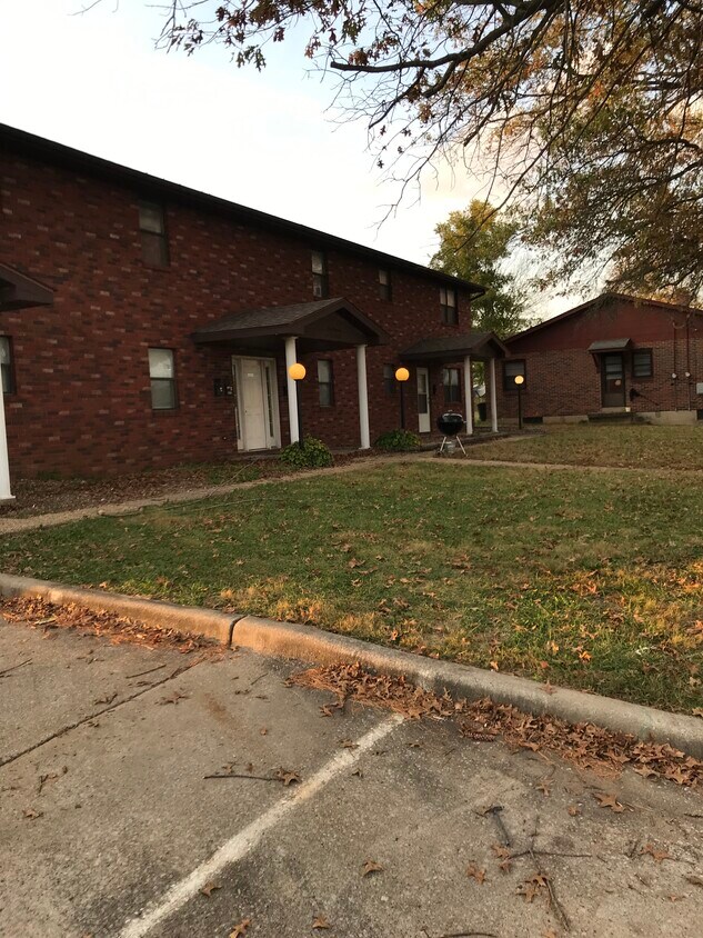 Primary Photo - 119 N Union Ave