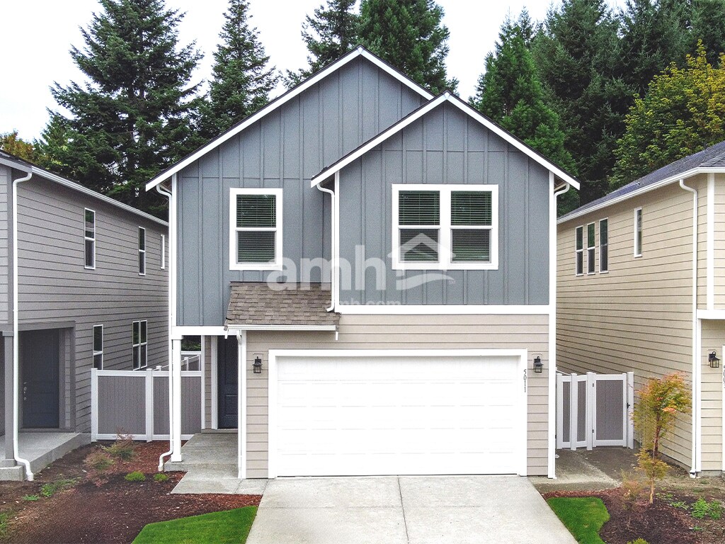 Foto principal - 5020 Washington St SE
