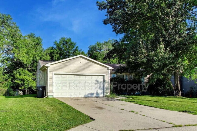 Building Photo - 9518 Bent Brook Dr