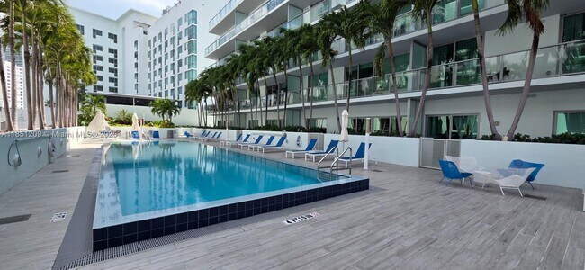 Foto del edificio - 1600 SW 1st Ave