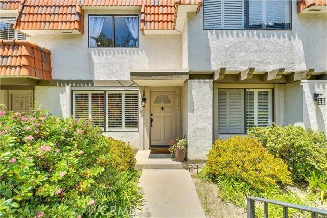 Building Photo - 28002 Ridgecove Ct N