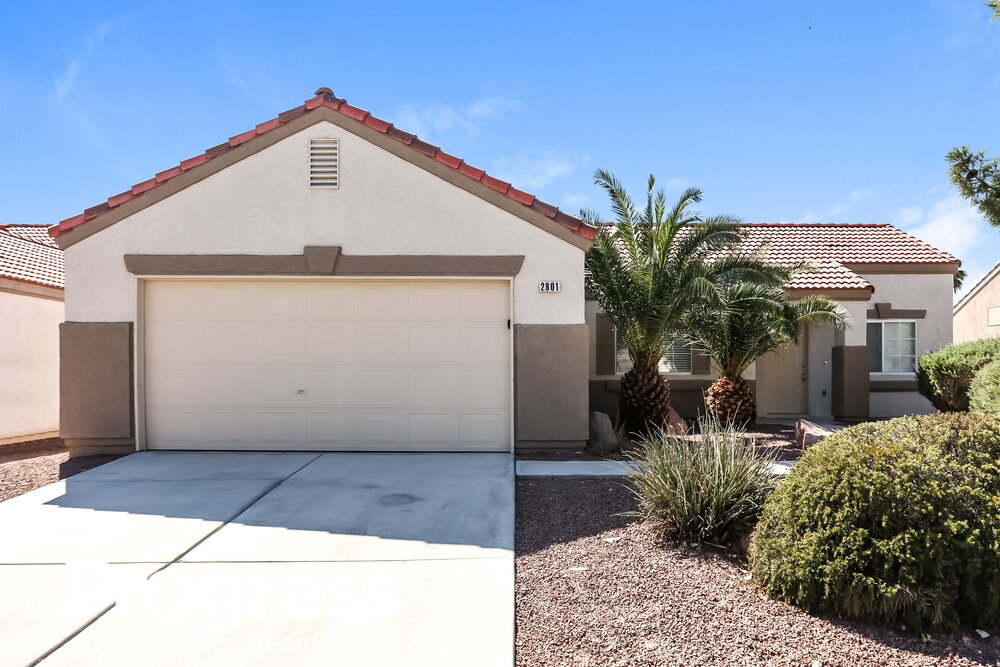 Foto principal - 2801 Lava Rock Ave