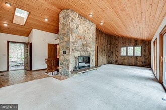 Building Photo - 1328 Potomac School Rd