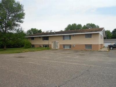 Foto principal - 466 1st St SE