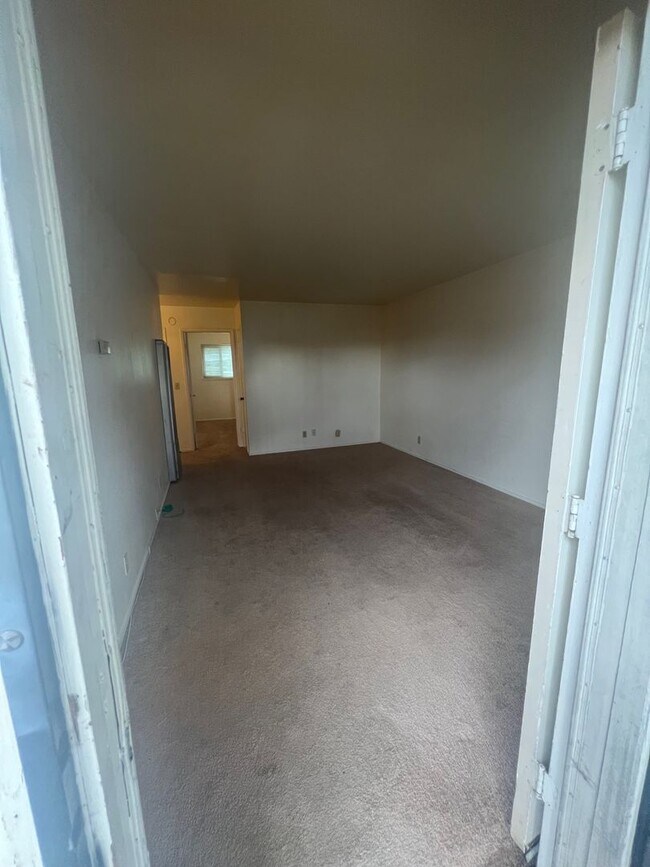 Foto del edificio - Two bedroom one bath apartment in Milpitas...