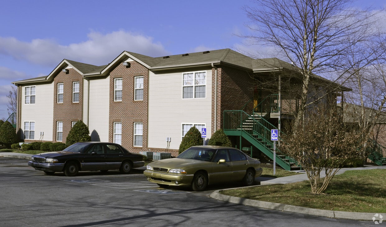 Summercrest Apartments Apartments in Knoxville, TN