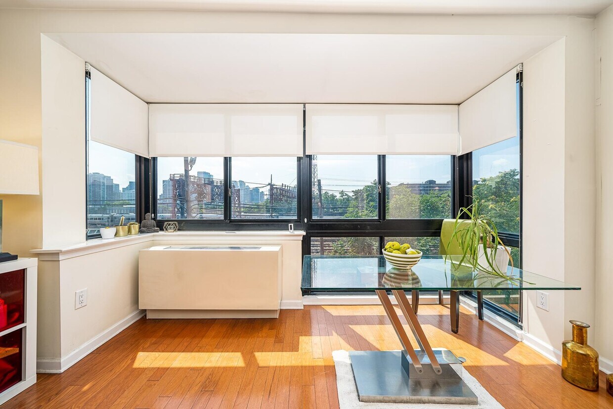 Foto principal - 700 Grove St