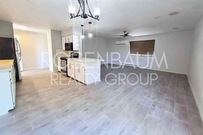 Foto del edificio - Stunning 3-bedrooms, 2-baths single-family home perfectly situated in the heart of Prescott Valley!