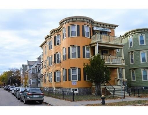 Primary Photo - 19 Pleasant St