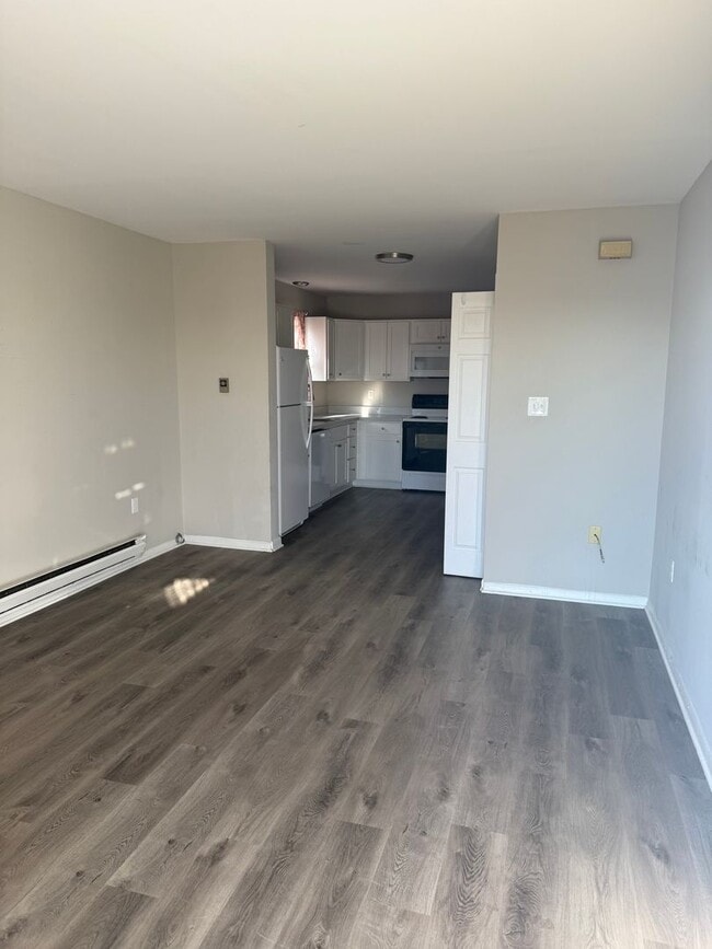 Building Photo - S. Mont Valla Avenue