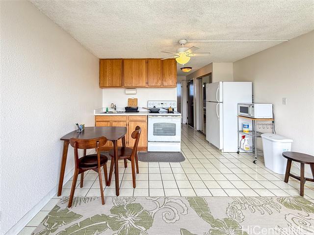 Foto del edificio - 2211 Ala Wai Blvd