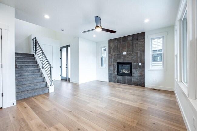 Foto del edificio - 11679 N Shoreline Dr
