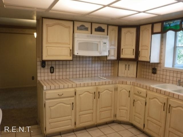 Building Photo - 13610 S 300 E