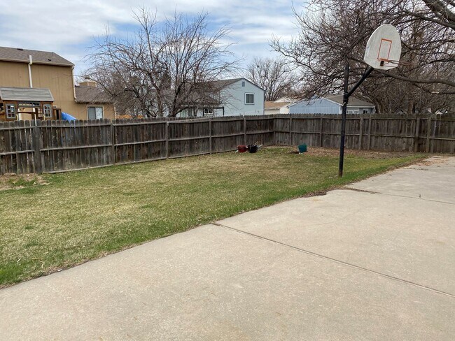 Foto del edificio - 3 br, 3 bath House - 2478 Spencer St.