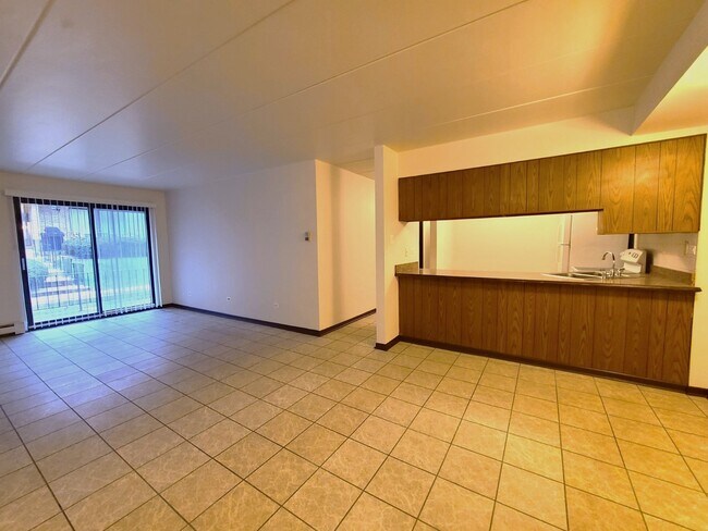 Building Photo - 9117 S Roberts Rd