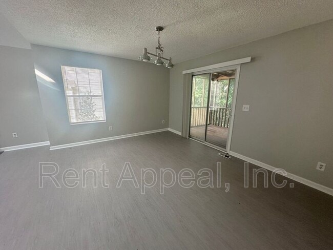 Building Photo - 4143 Lake Mist Dr NW