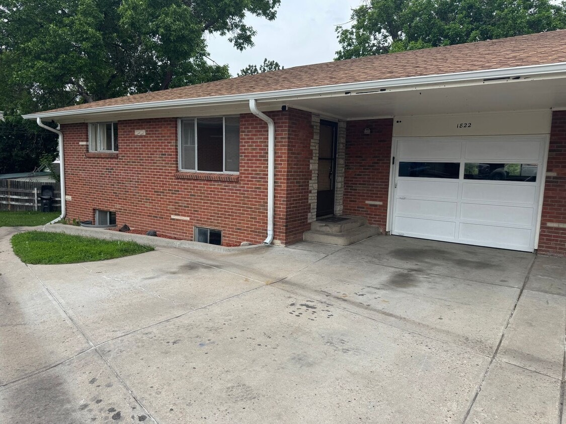 Foto principal - Spacious 3-Bed, 2-Bath Home with Included ...