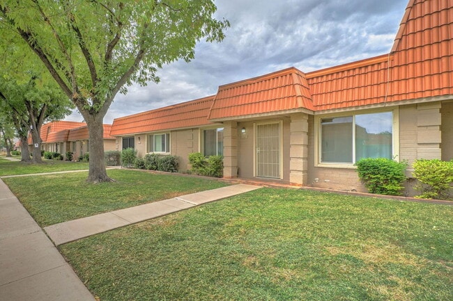 Building Photo - 5174 N 83rd St