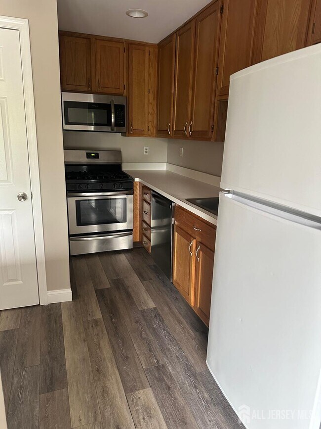Foto del edificio - 4516 Birchwood Ct