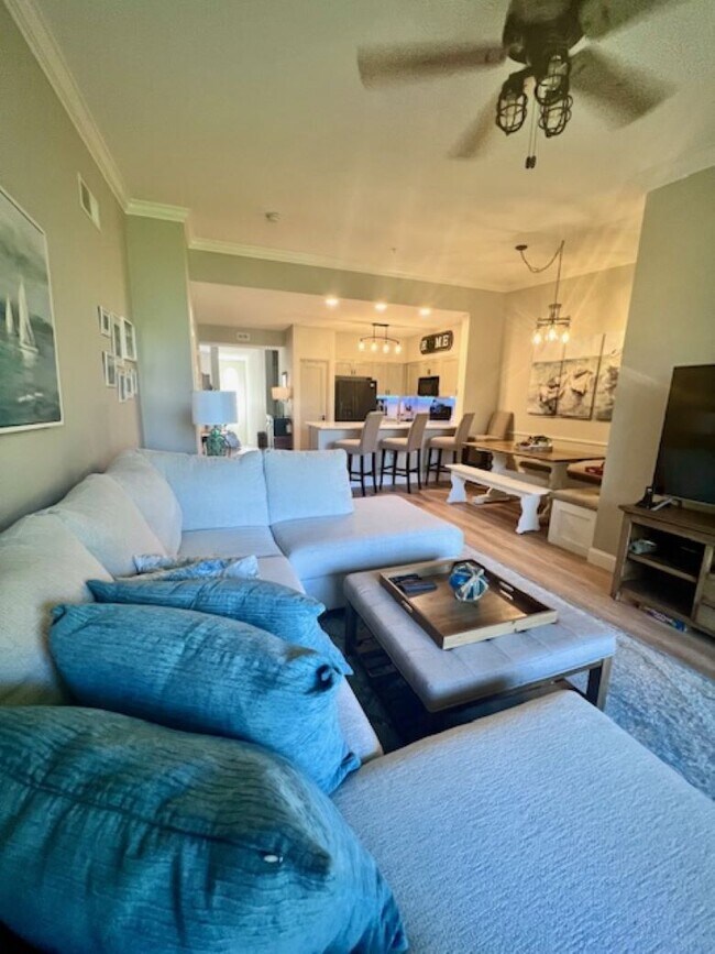 Building Photo - 20310 Estero Gardens Cir