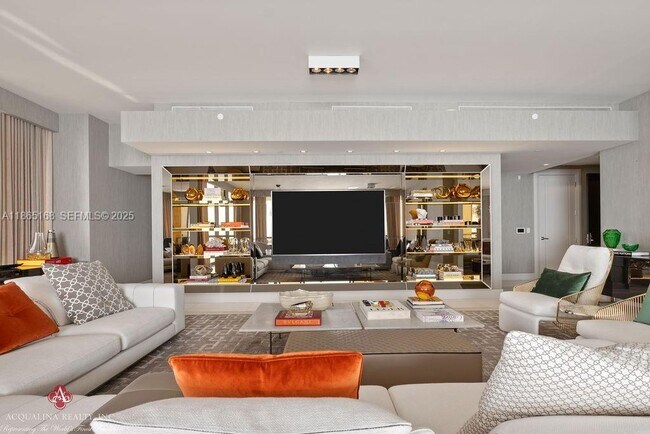 Foto del edificio - 17749 Collins Ave