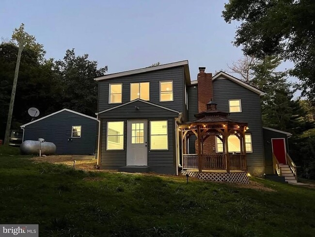 Building Photo - 1112 Taylor Rd