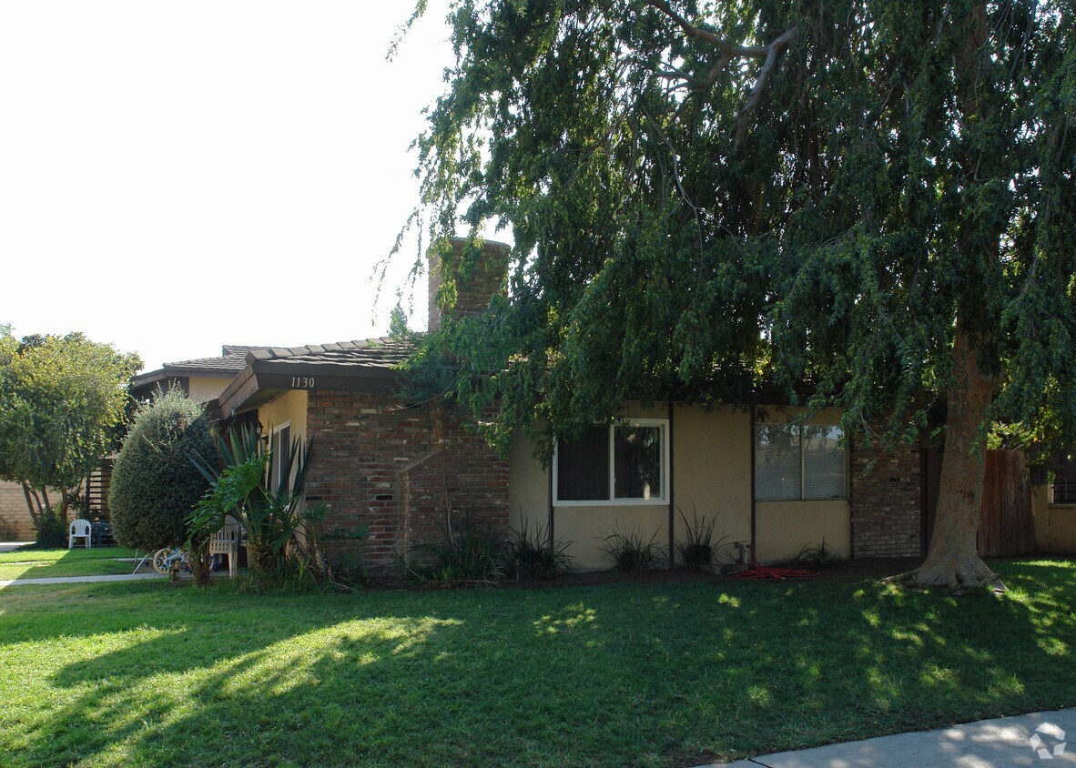 Primary Photo - 1130 W 9th St