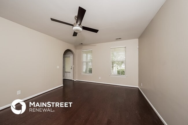 Foto del edificio - 5024 Kelly Creek St