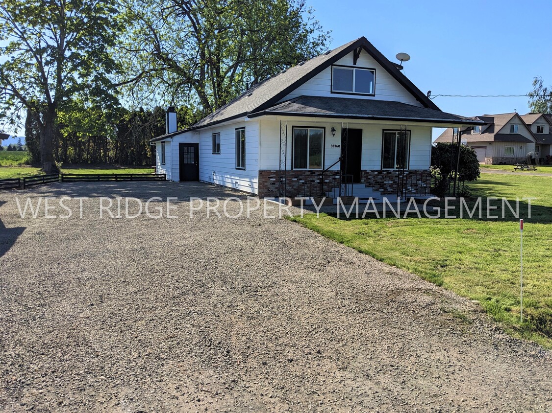 Foto principal - 32360 NW Padgett Rd