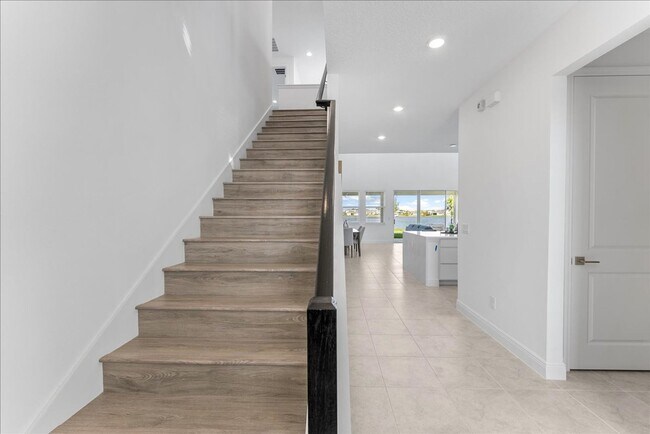 Foto del edificio - **For Rent or For Sale** BRAND NEW - Gorge...