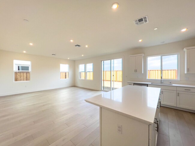 Building Photo - Brand New Four Bedroom Home in Watson Ranc...