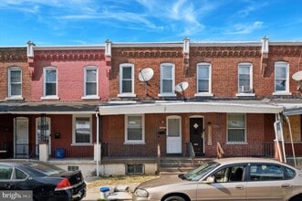Building Photo - 5427 Delancey St
