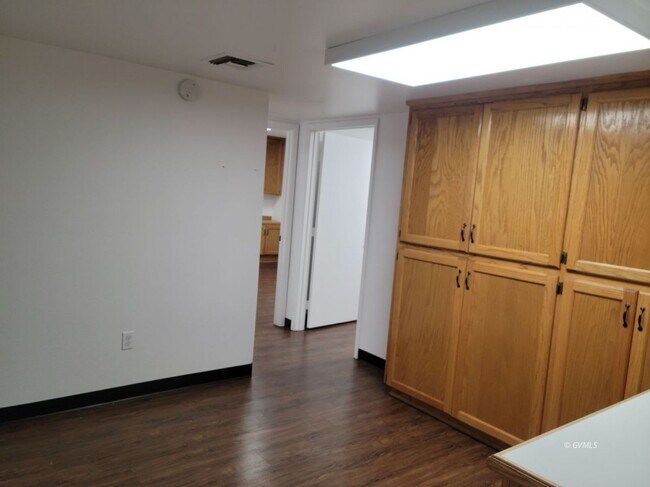 Foto del edificio - 1491 W Thatcher Blvd