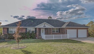 Building Photo - 20415 London Ln