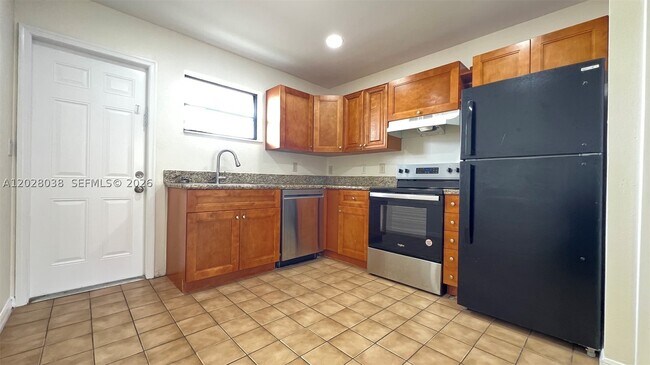 Foto del edificio - 5914 Taylor St
