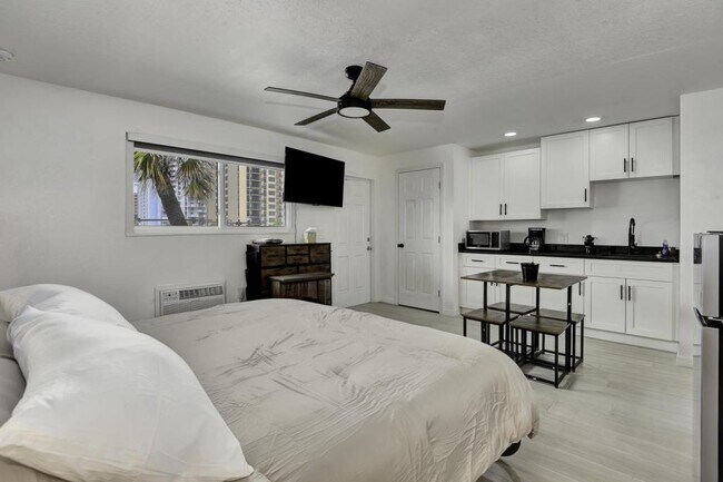 Foto del edificio - 3064 S Atlantic Ave