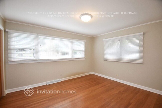Foto del edificio - 307 Poplar Ave
