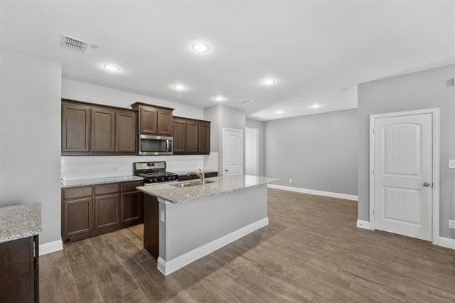 Building Photo - 5556 Kilmer Dr