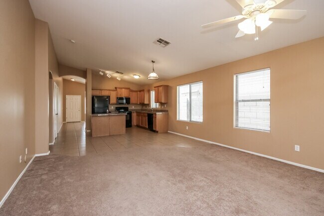 Foto del edificio - 7814 S 72nd Ln