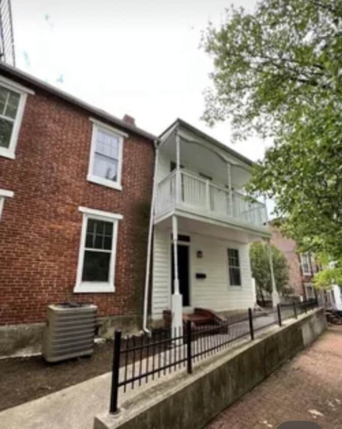 Primary Photo - 930 N 6th St