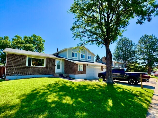 Building Photo - 5841 W 108th Ave
