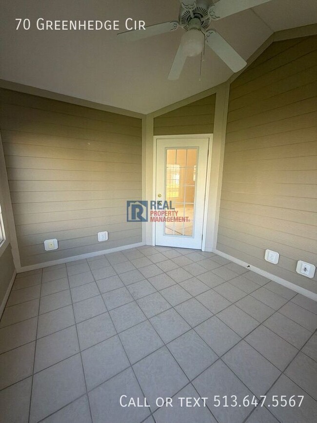 Building Photo - 70 Greenhedge Cir