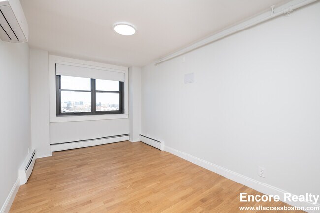 Foto del edificio - 1410 Columbia Rd