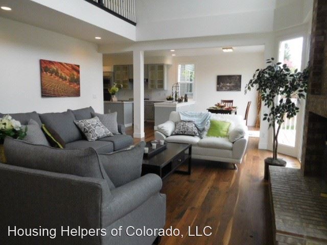 Building Photo - 6 br, 4.5 bath House - 945 Saint Andrews Lane
