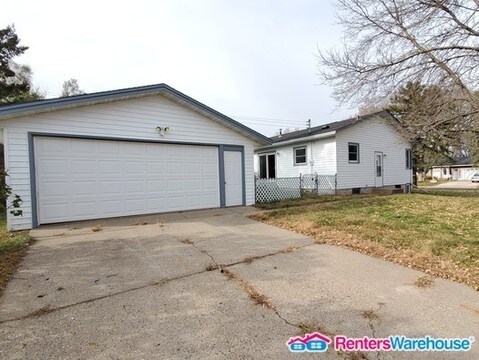 Foto del edificio - Spacious 5 Bedroom House for Rent!