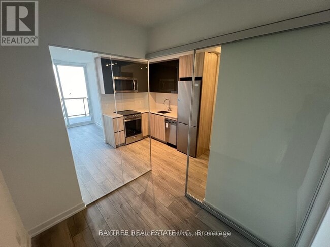 Building Photo - 3100 Keele St